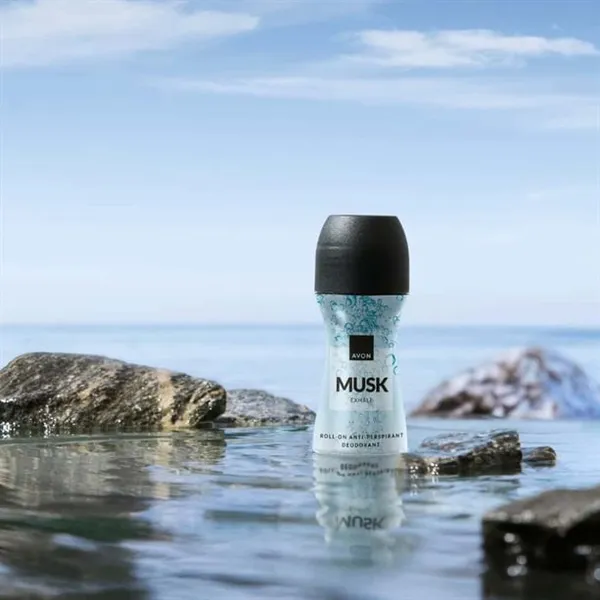 Dezodorant antyperspiracyjny w kulce Musk Exhale 50 ml AVON – zdjęcie 2