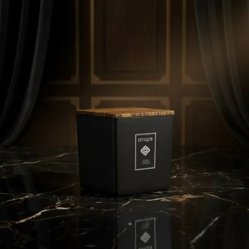 Luksusowa świeca zapachowa Black 435 g UTIQUE FM WORLD – zdjęcie aranżacyjne