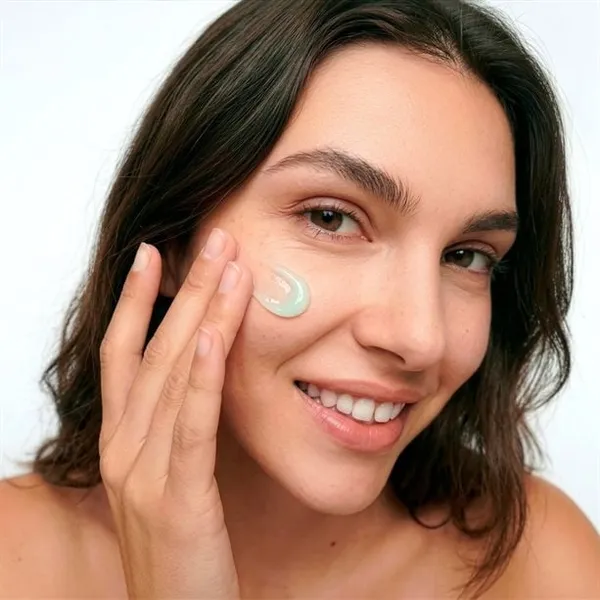 Multipeptydowe serum regulująco-nawilżające Anew 30 ml AVON – zdjęcie 2