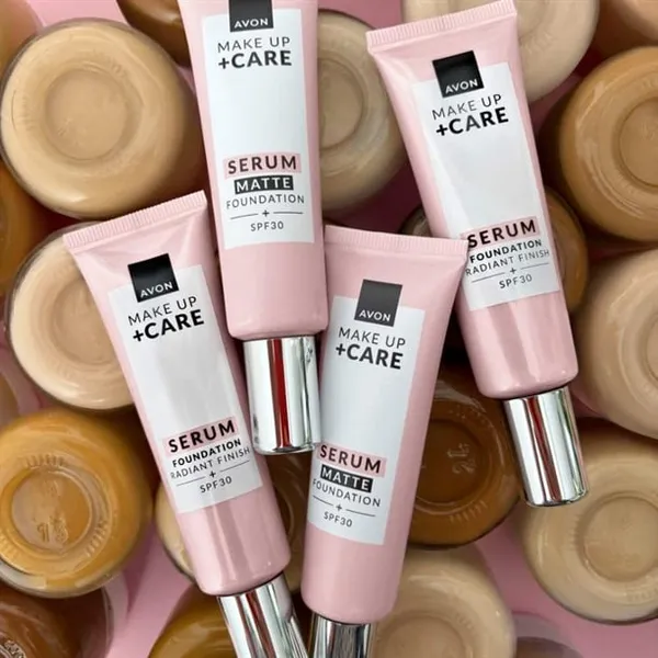 Podkład-serum 3 w 1 Makeup + Care 140P Light Ivory 30 ml AVON – zdjęcie 4