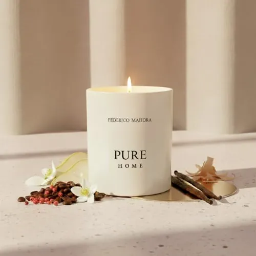 Świeca zapachowa Home Ritual 366 150 g PURE ROYAL FM WORLD – zdjęcie aranżacyjne