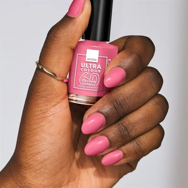 Szybkoschnący lakier do paznokci Ultra Colour Getting Bare 10 ml AVON – zdjęcie 2