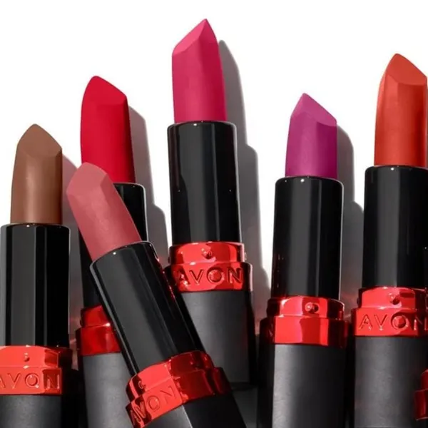Ultramatowa szminka Ultra Colour 2 BFF 3,6 g AVON – zdjęcie 5