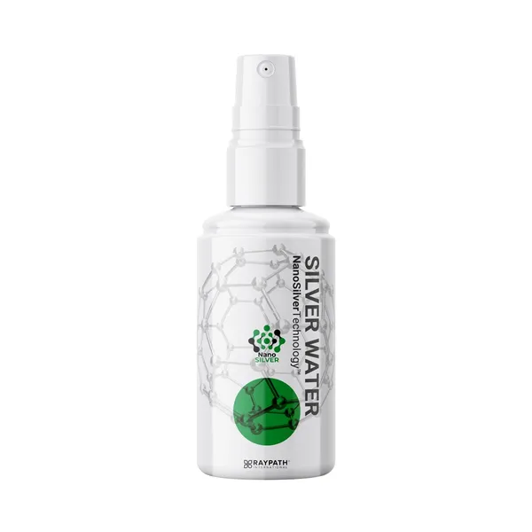 Biała butelka Wody z Mikrosrebrem 50ml Raypath z atomizerem i zielonym oznaczeniem Silver Water