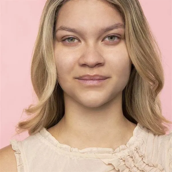Wygładzająca baza pod makijaż 30 ml AVON – zdjęcie 2